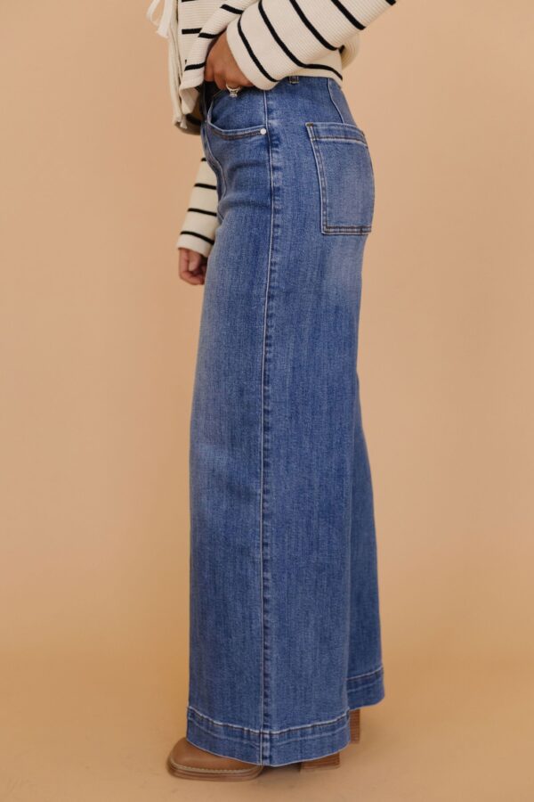THE ELIANA HIGH RISE WIDE LEG JEANS IN MEDIUM - Image 4