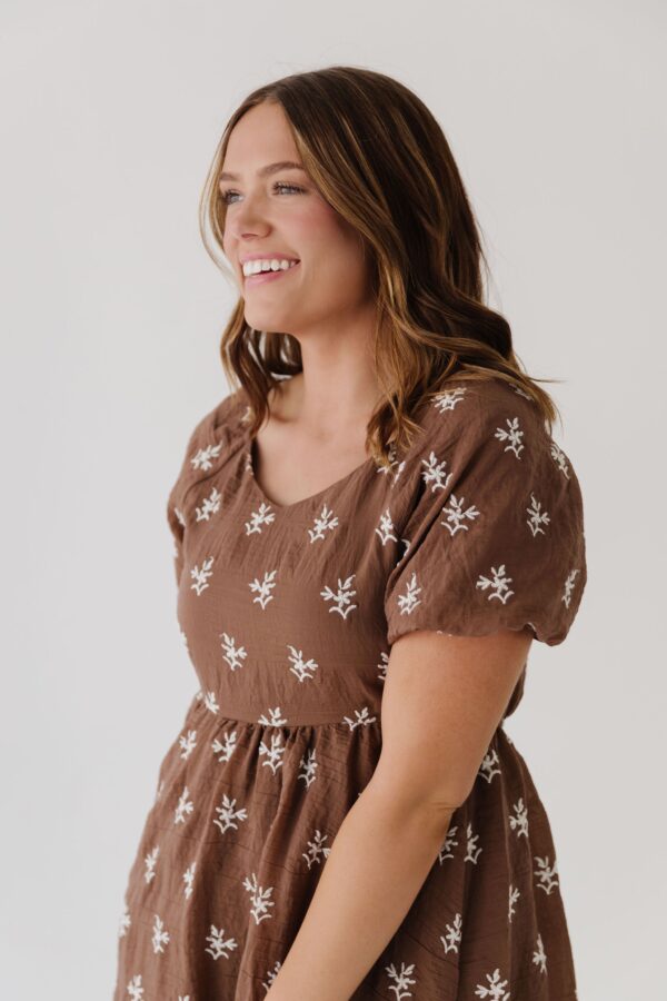THE ANGIE FLORAL DRESS IN BROWN - Image 5