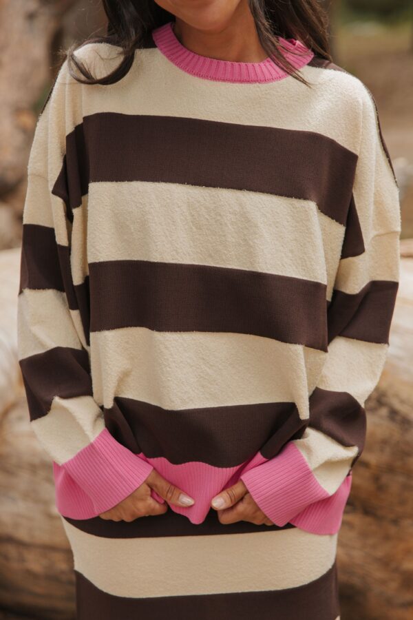 THE BRENDA COLOR BLOCK SWEATER IN BROWN/CREAM - Image 7