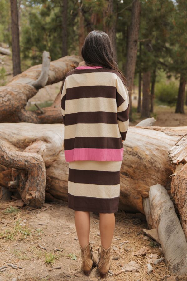 THE BRENDA COLOR BLOCK SWEATER IN BROWN/CREAM - Image 8