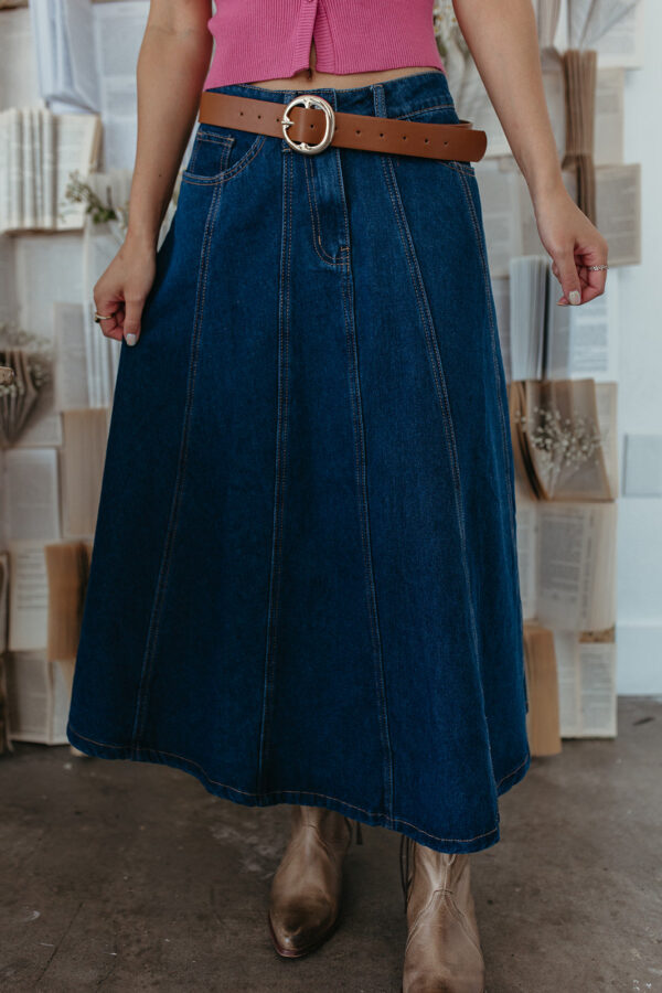 THE JOCELYN MAXI SKIRT IN DARK DENIM - Image 9