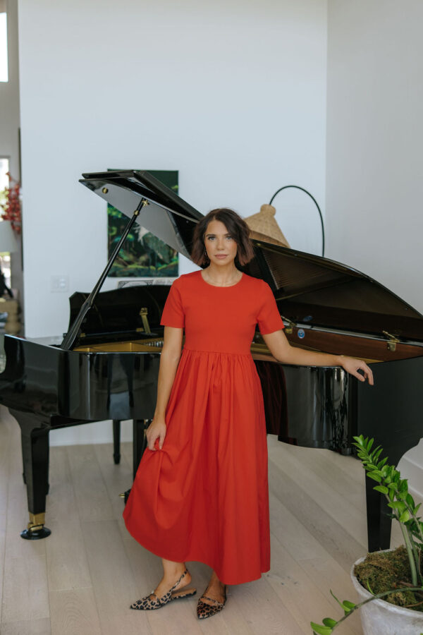 THE FAYE SOLID MAXI DRESS IN RED - Image 5